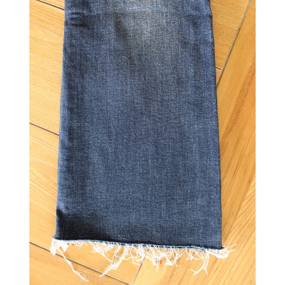 Miss Me Jeans NWT High Rise Cropped Boot with Flared Open Hems 26 2 Bling - Picture 5 of 12